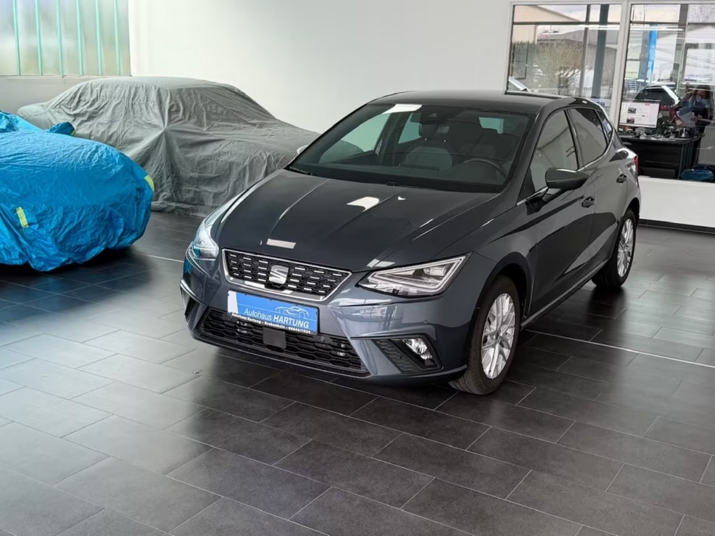 Seat Ibiza — фото 1