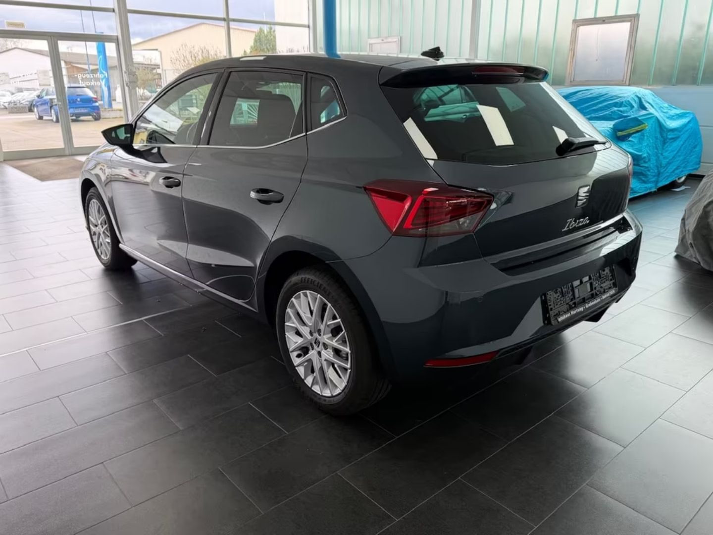Seat Ibiza — фото 5
