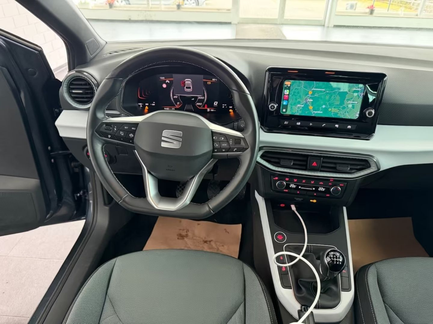 Seat Ibiza — фото 15