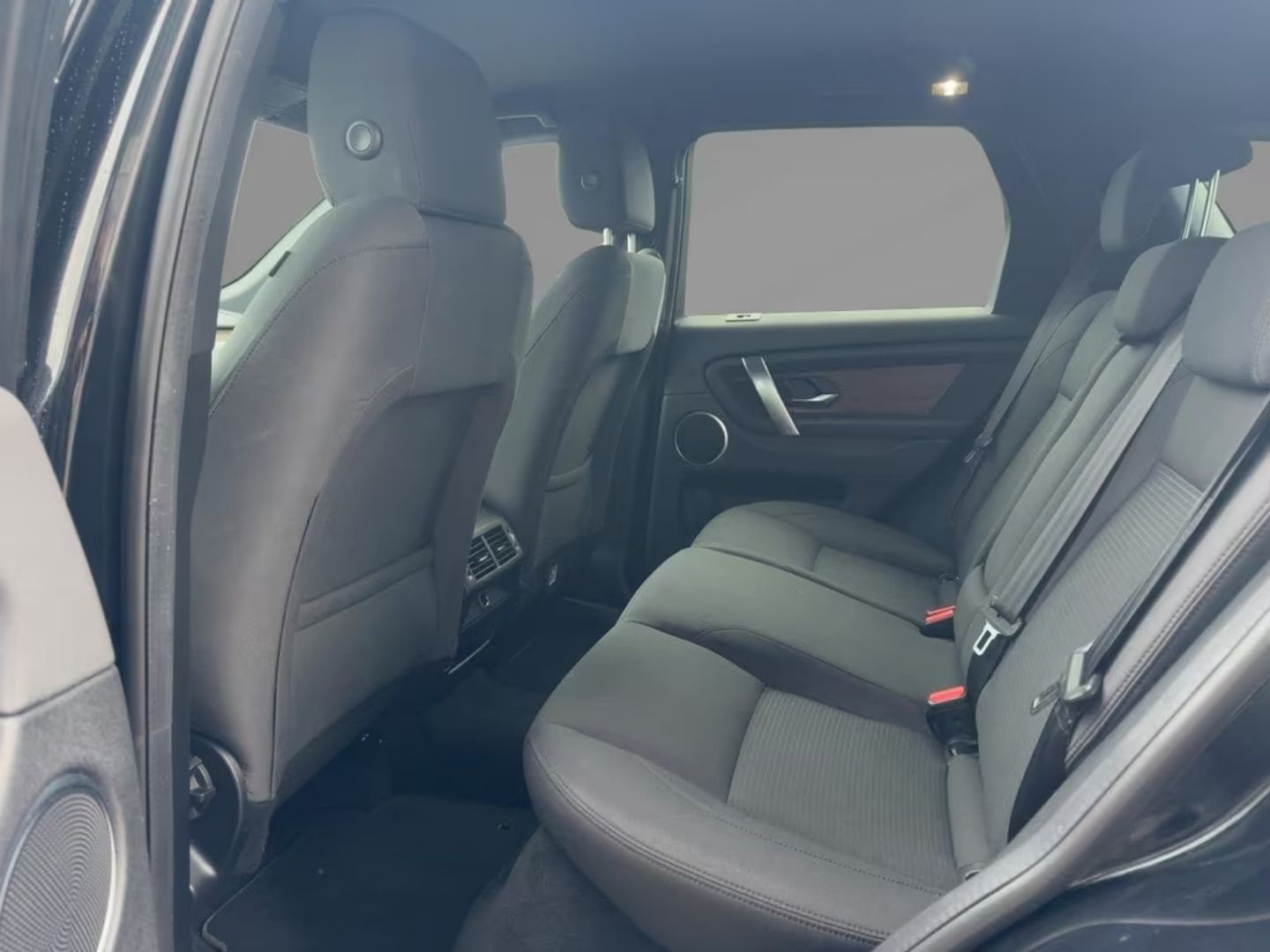 Land Rover Discovery Sport — фото 12