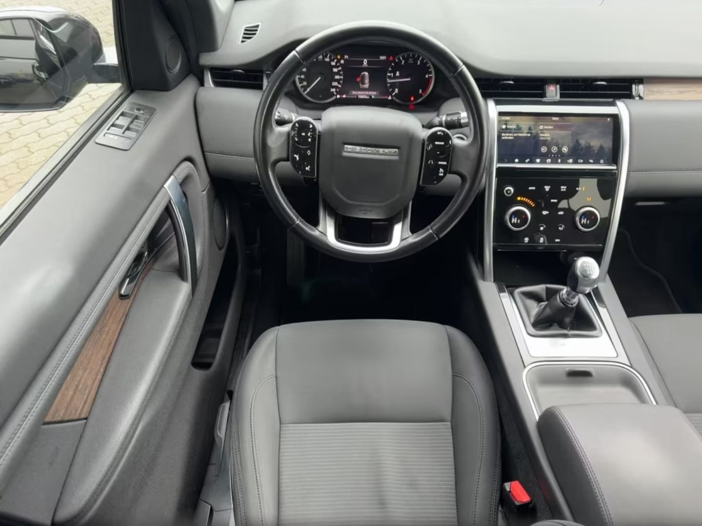 Land Rover Discovery Sport — фото 14