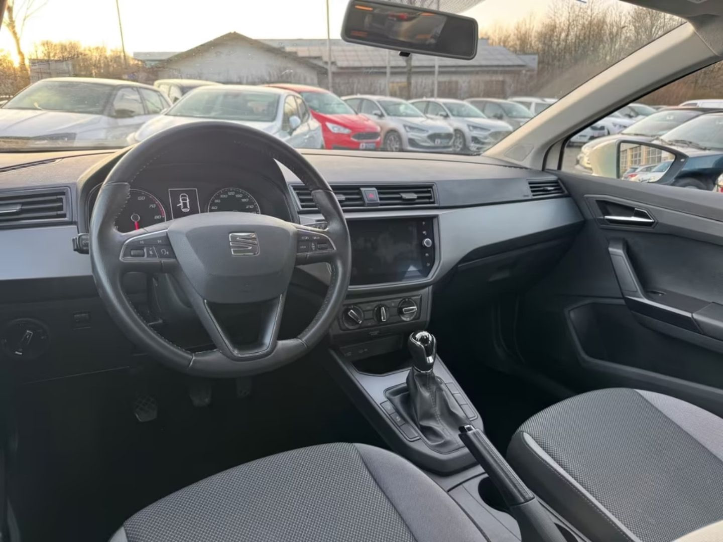 Seat Ibiza — фото 10