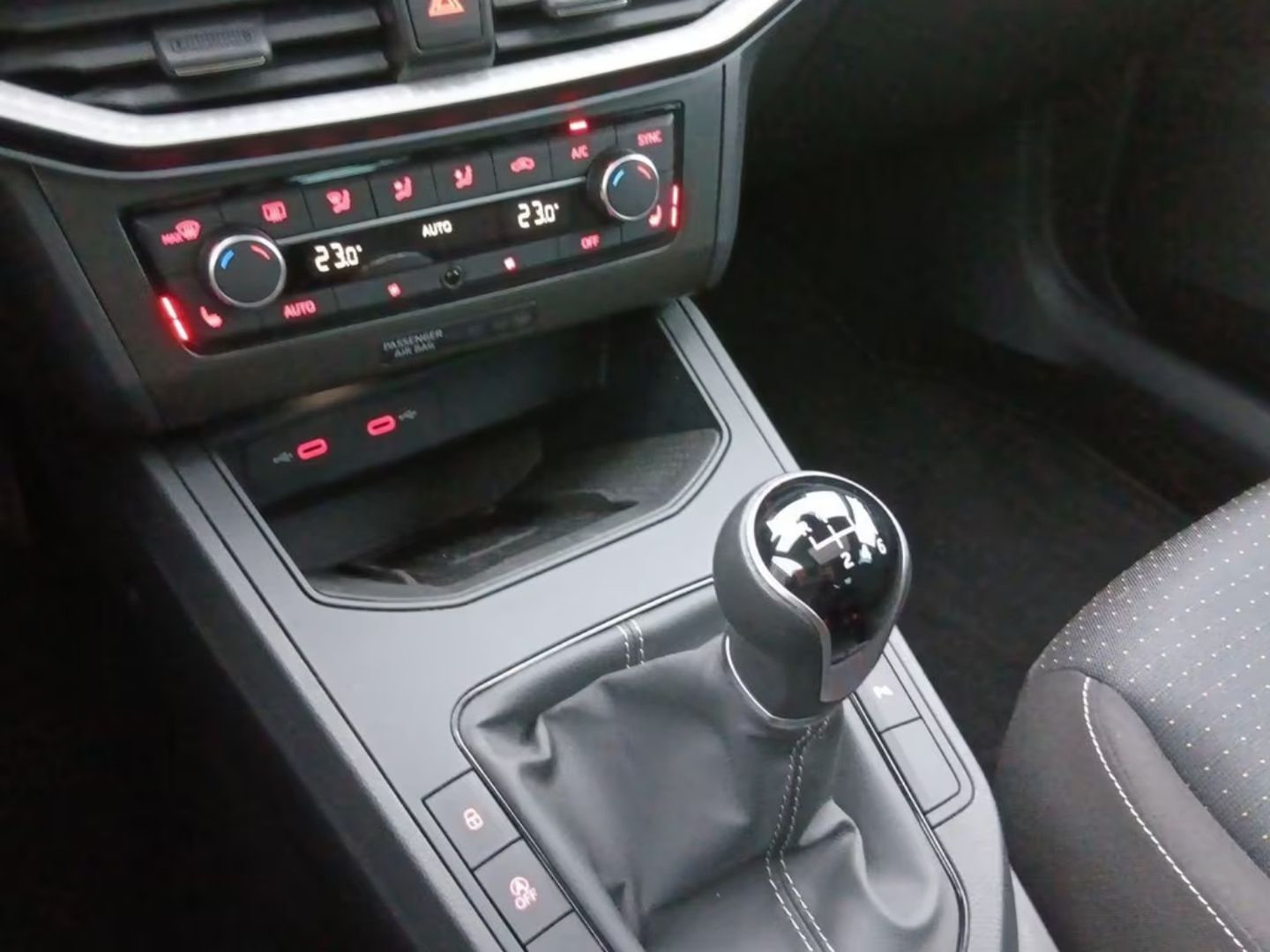 Seat Ibiza — фото 11