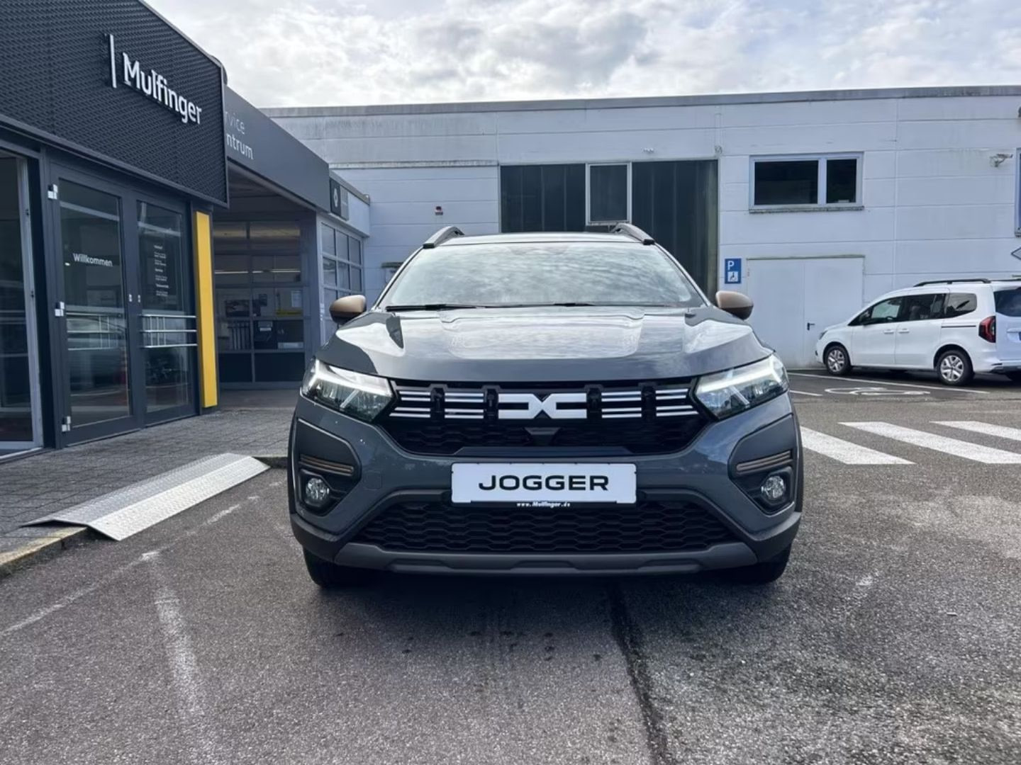 Dacia Jogger — фото 5