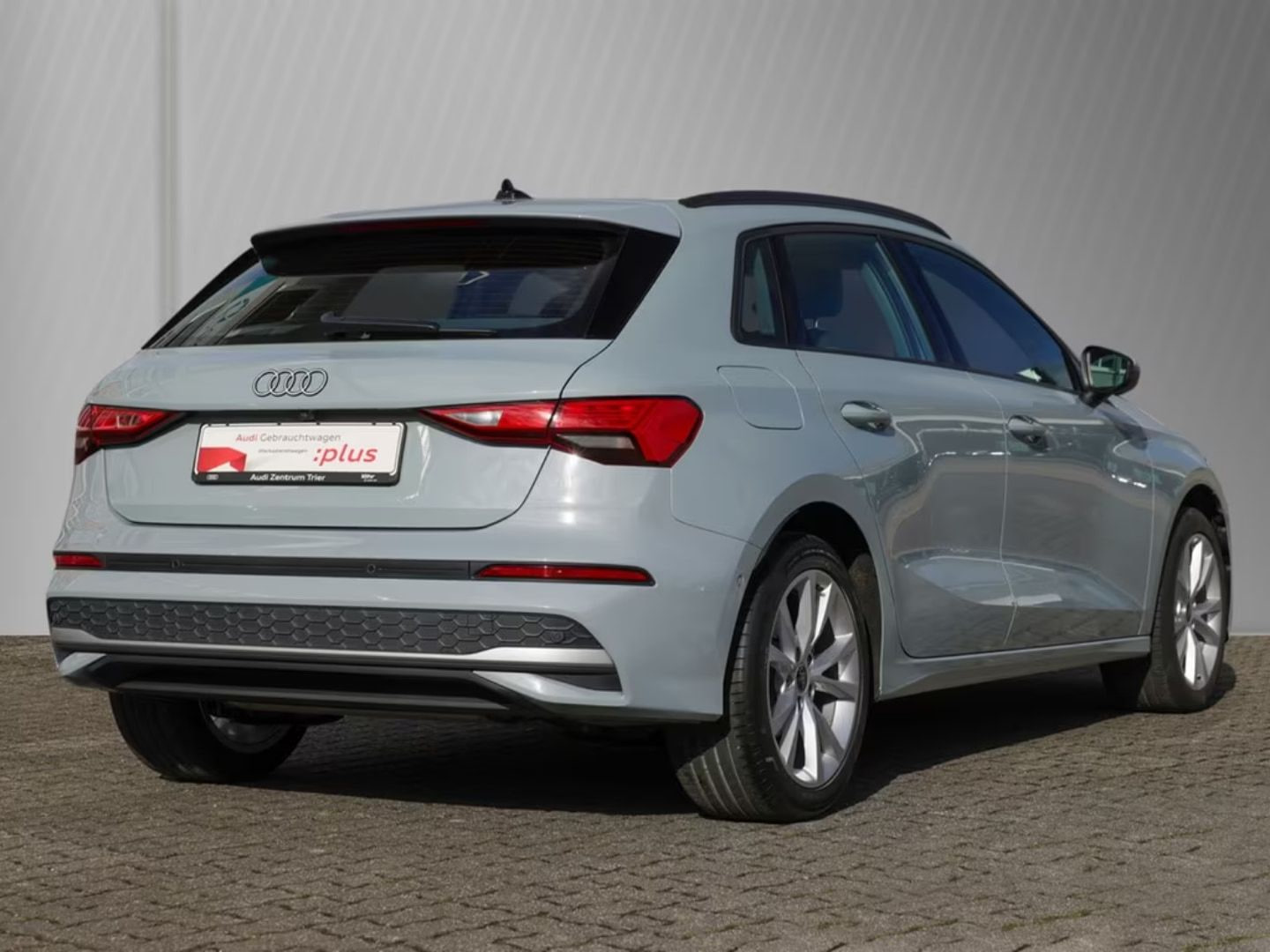Audi A3 — фото 2