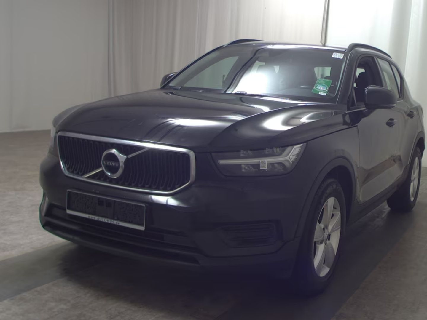 Volvo XC40 — фото 5