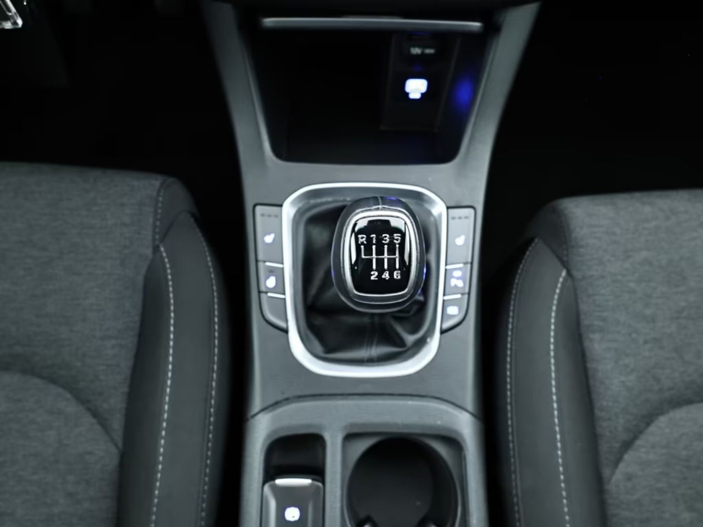 Hyundai i30 — фото 9