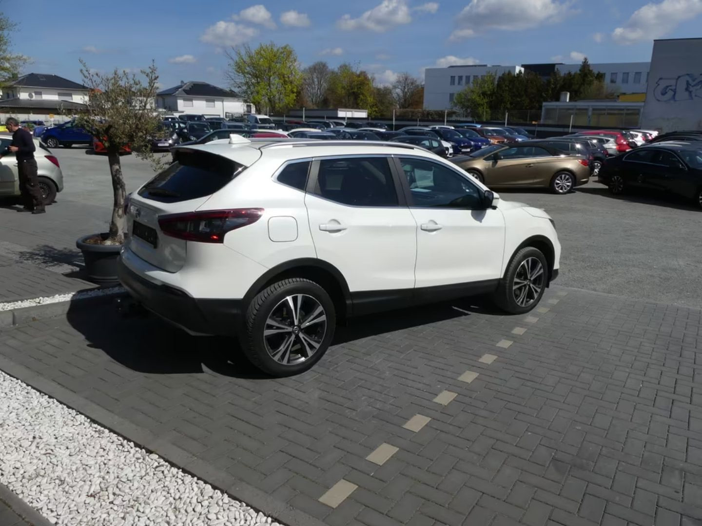 Nissan Qashqai — фото 6