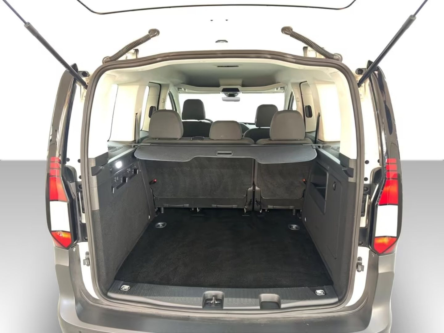 Volkswagen Caddy — фото 14