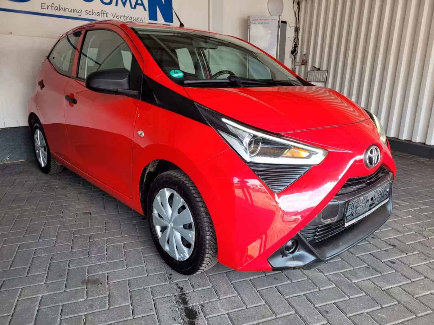 Toyota Aygo (X) — фото 1