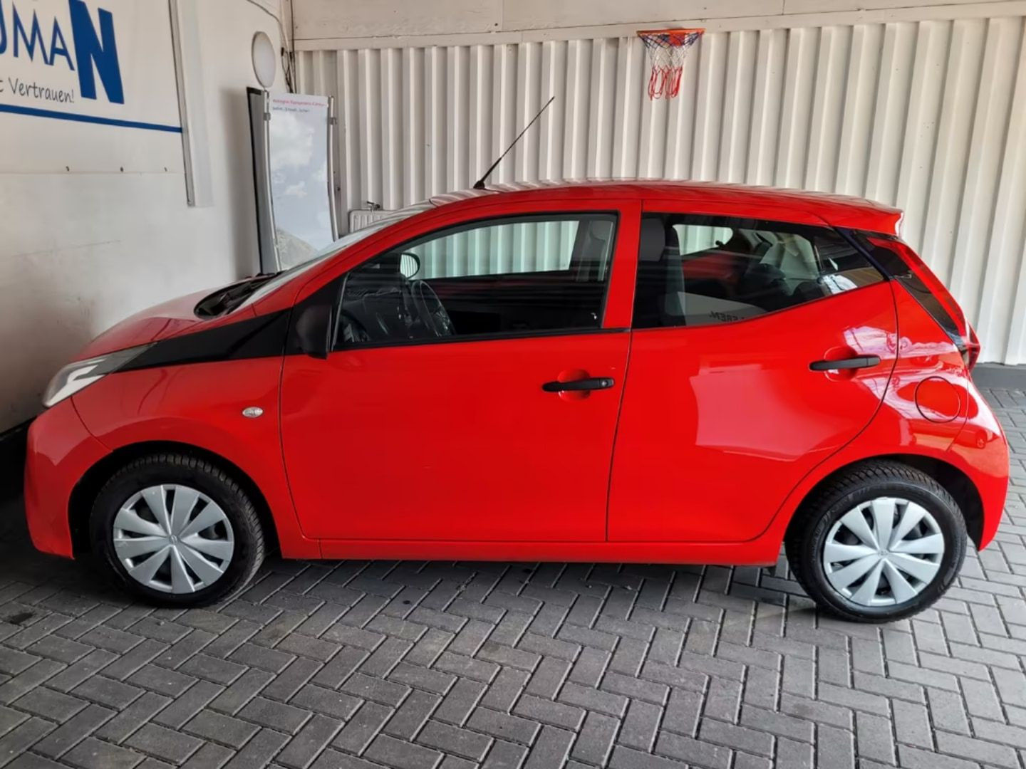 Toyota Aygo (X) — фото 3