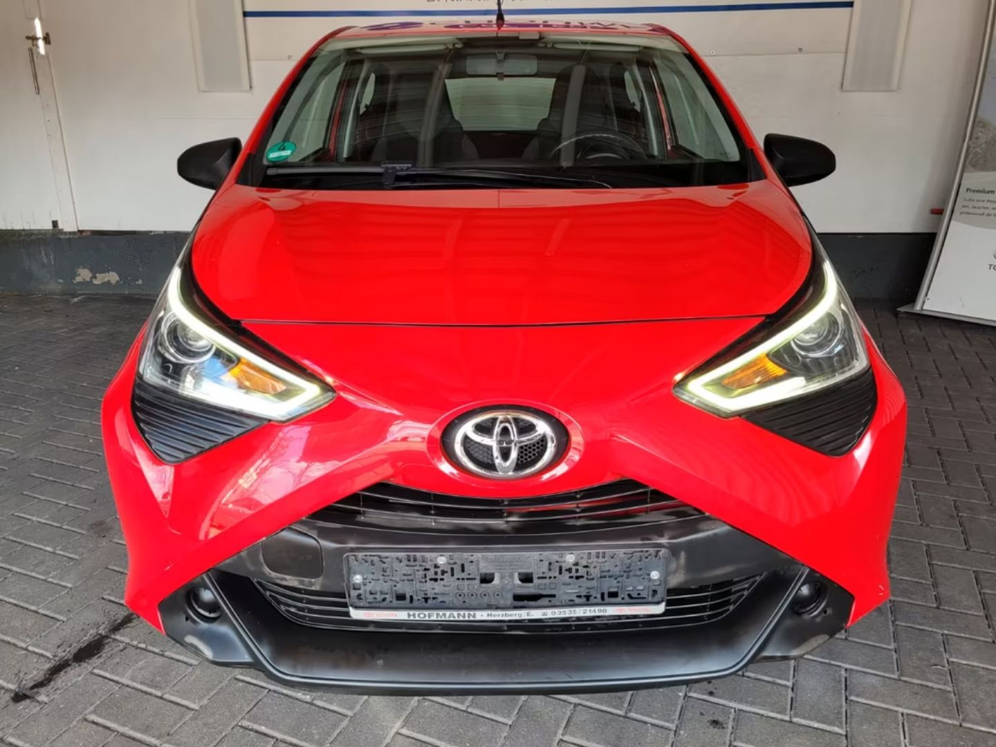 Toyota Aygo (X) — фото 9