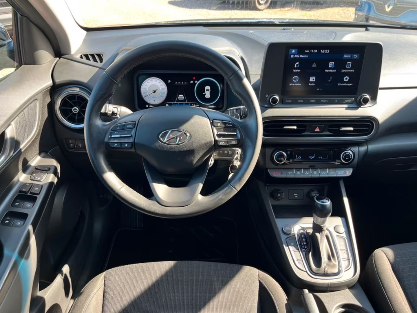 Hyundai KONA — фото 14