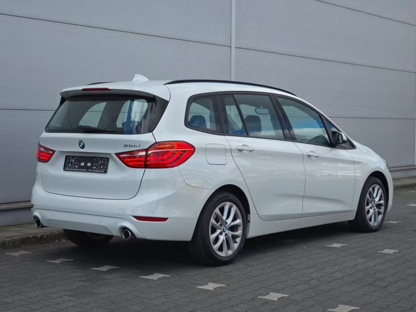 BMW 218 Gran Tourer — фото 2