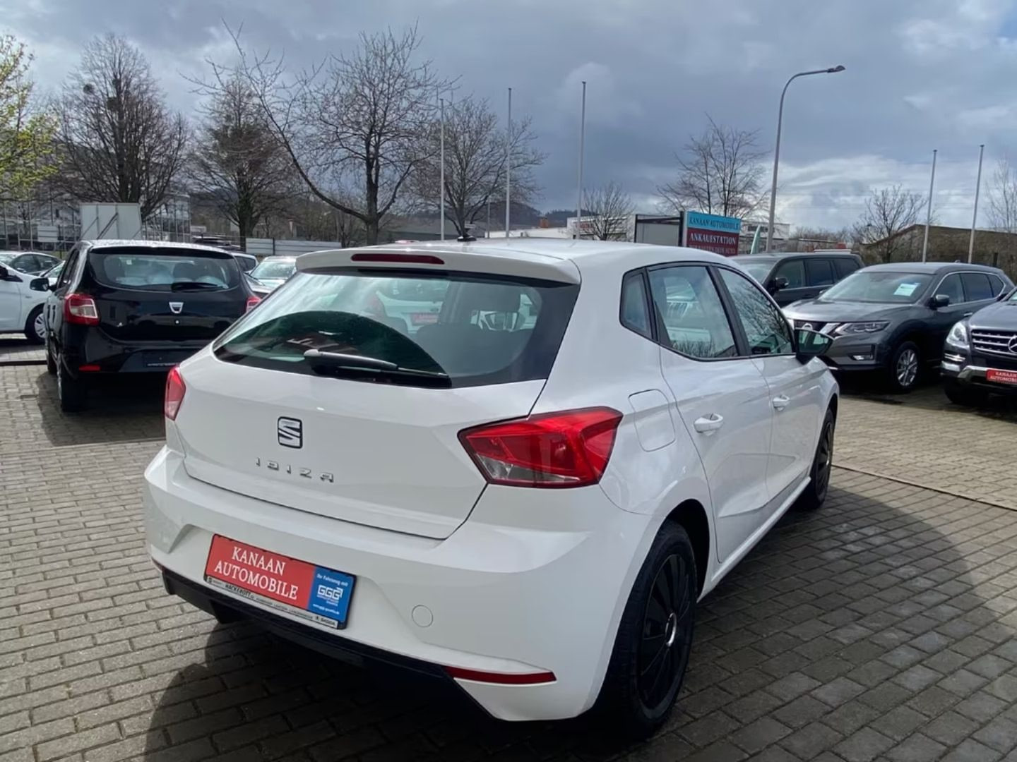 Seat Ibiza — фото 8