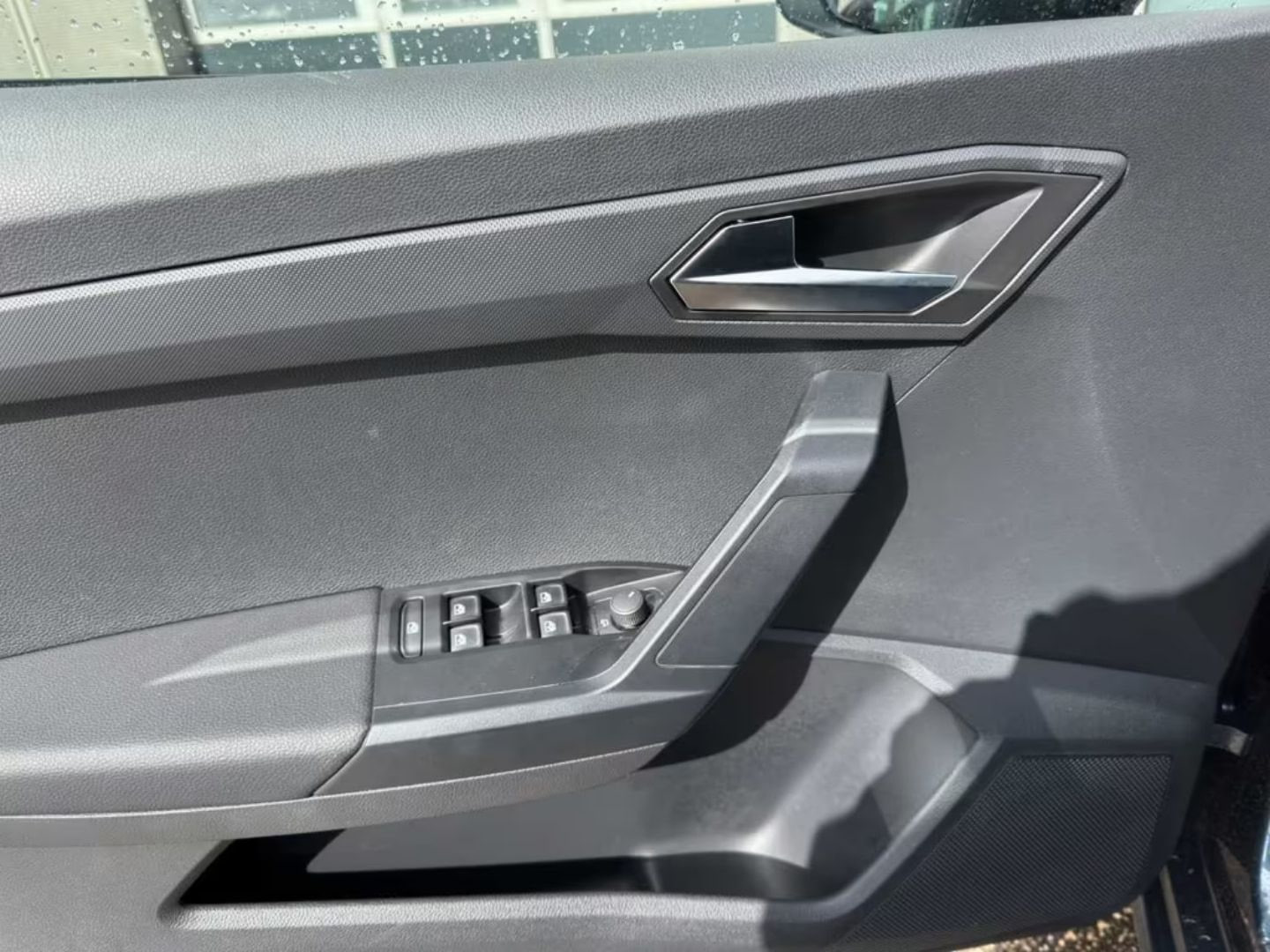 Seat Ibiza — фото 12