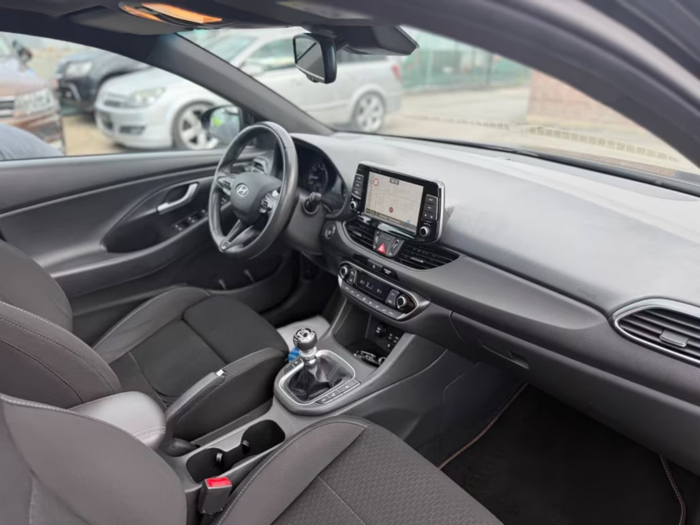 Hyundai i30 — фото 8