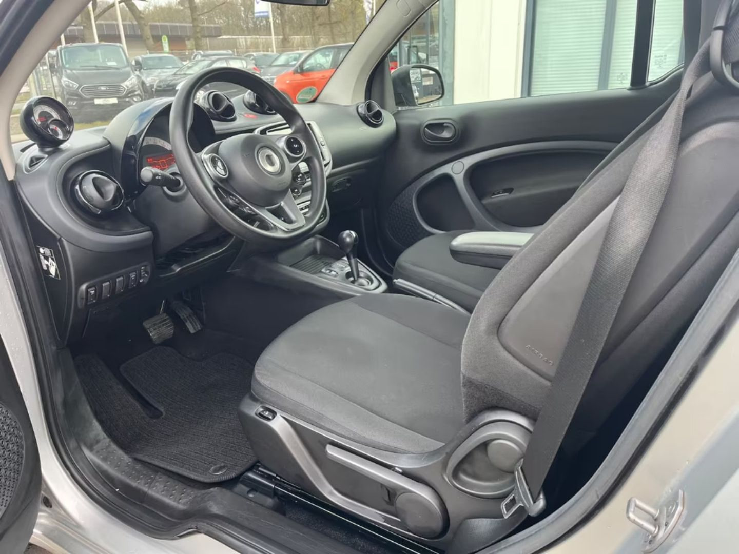 Smart ForTwo — фото 12