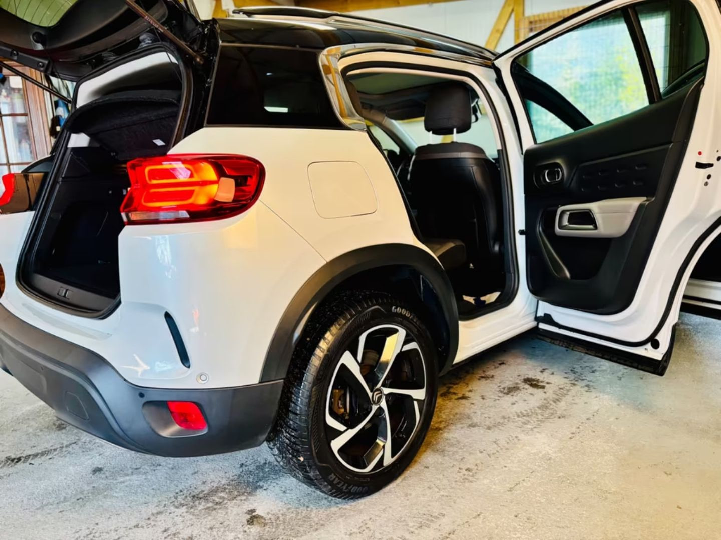 Citroen C5 Aircross — фото 13