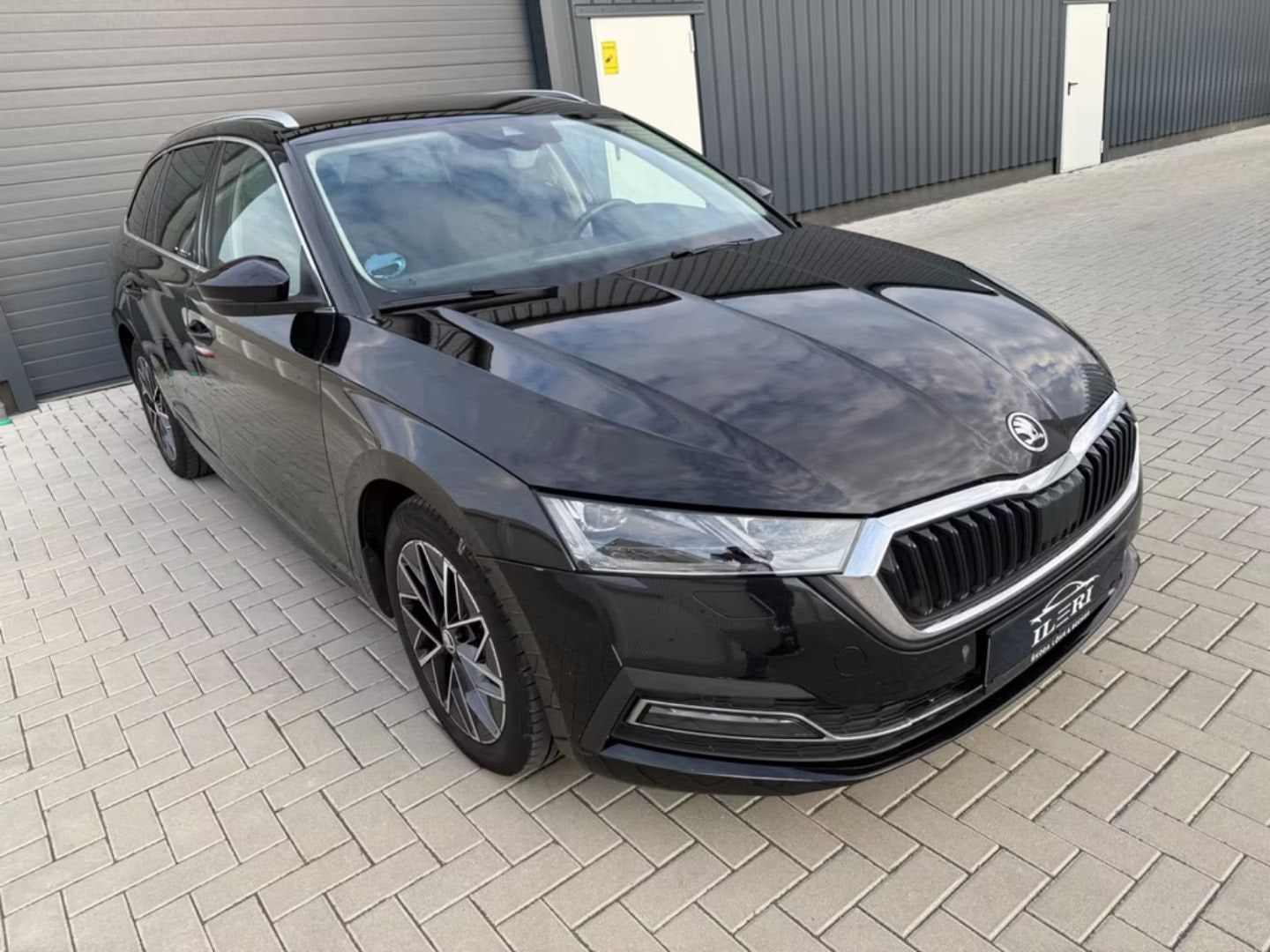 Skoda Octavia — фото 5