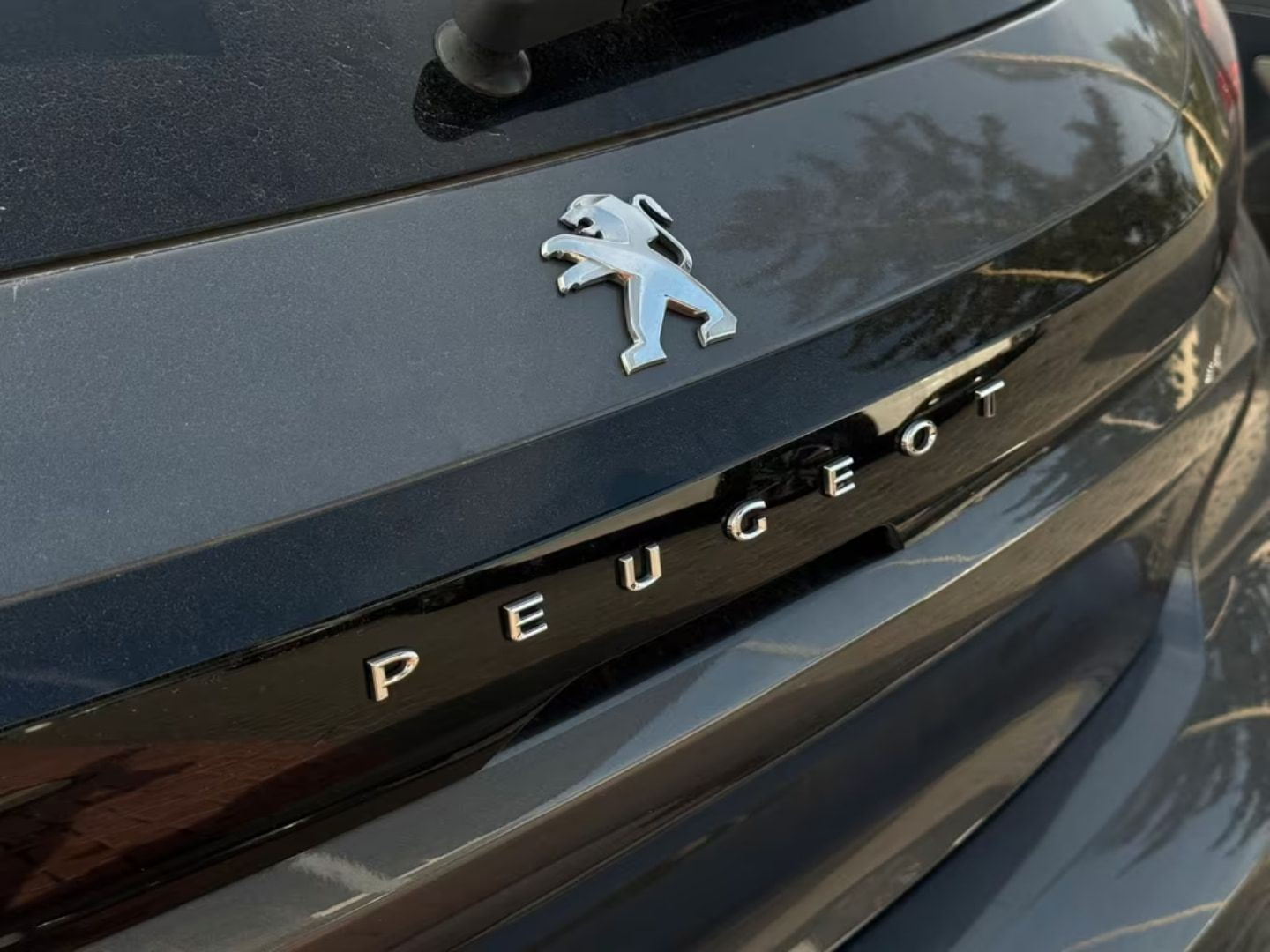 Peugeot 208 — фото 13
