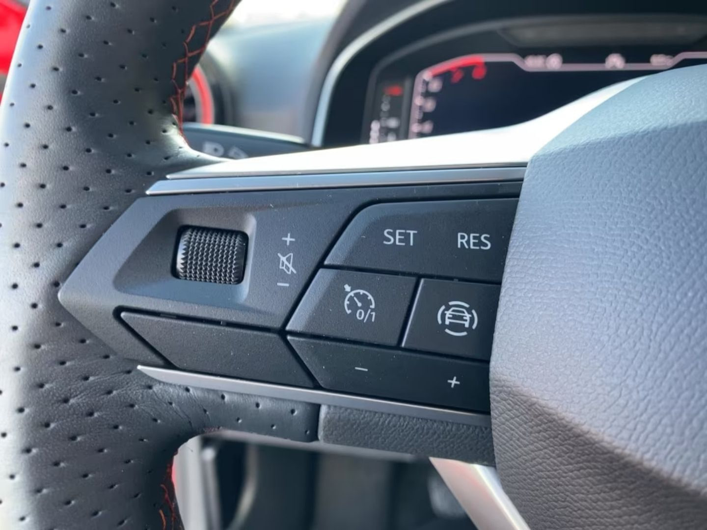 Seat Ibiza — фото 13