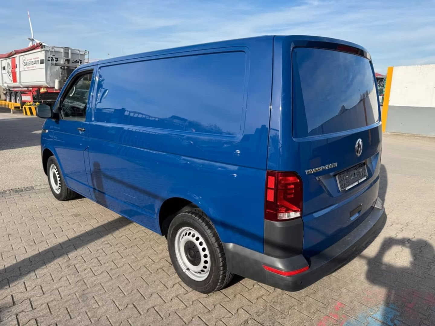 Volkswagen T6 Transporter — фото 6