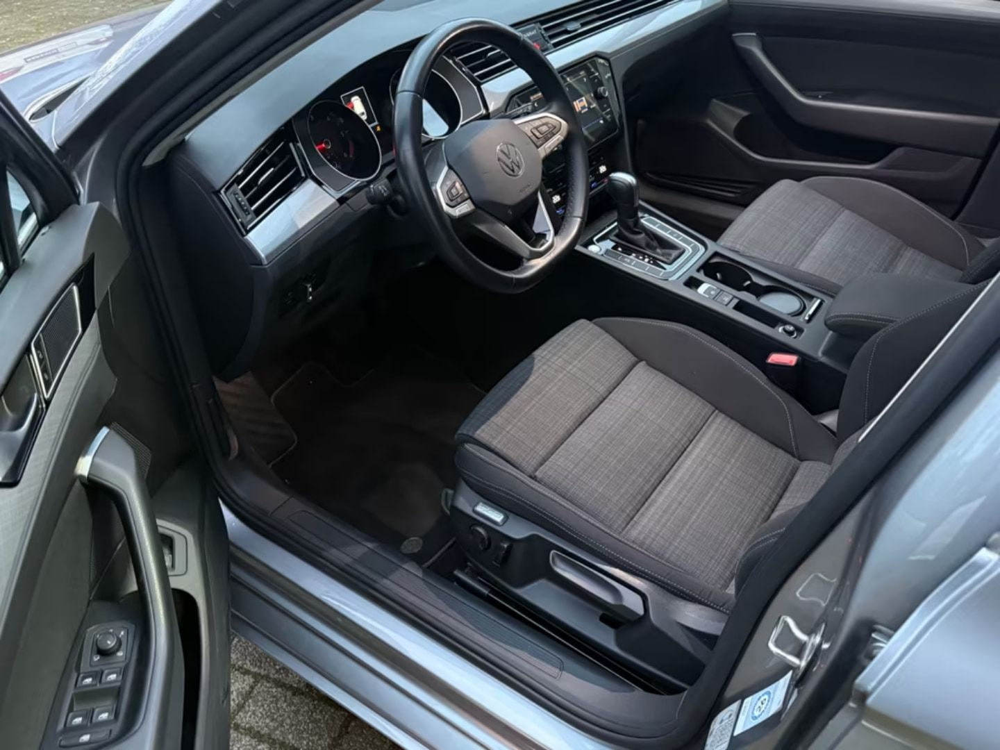 Volkswagen Passat Variant — фото 13