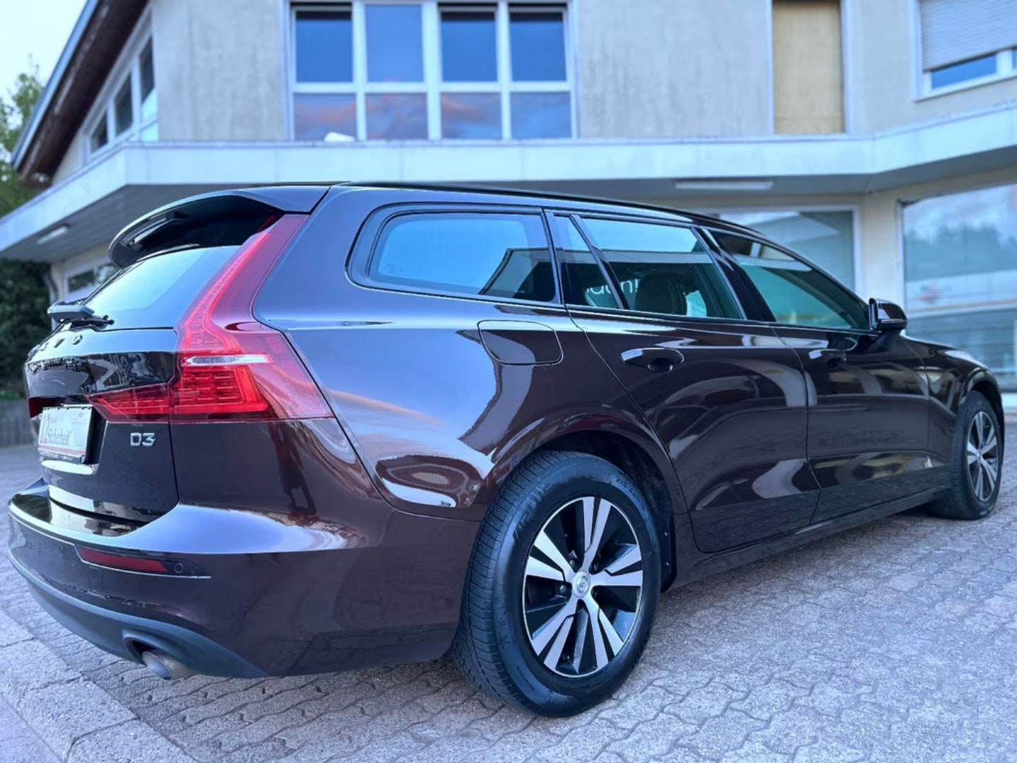 Volvo V60 — фото 12