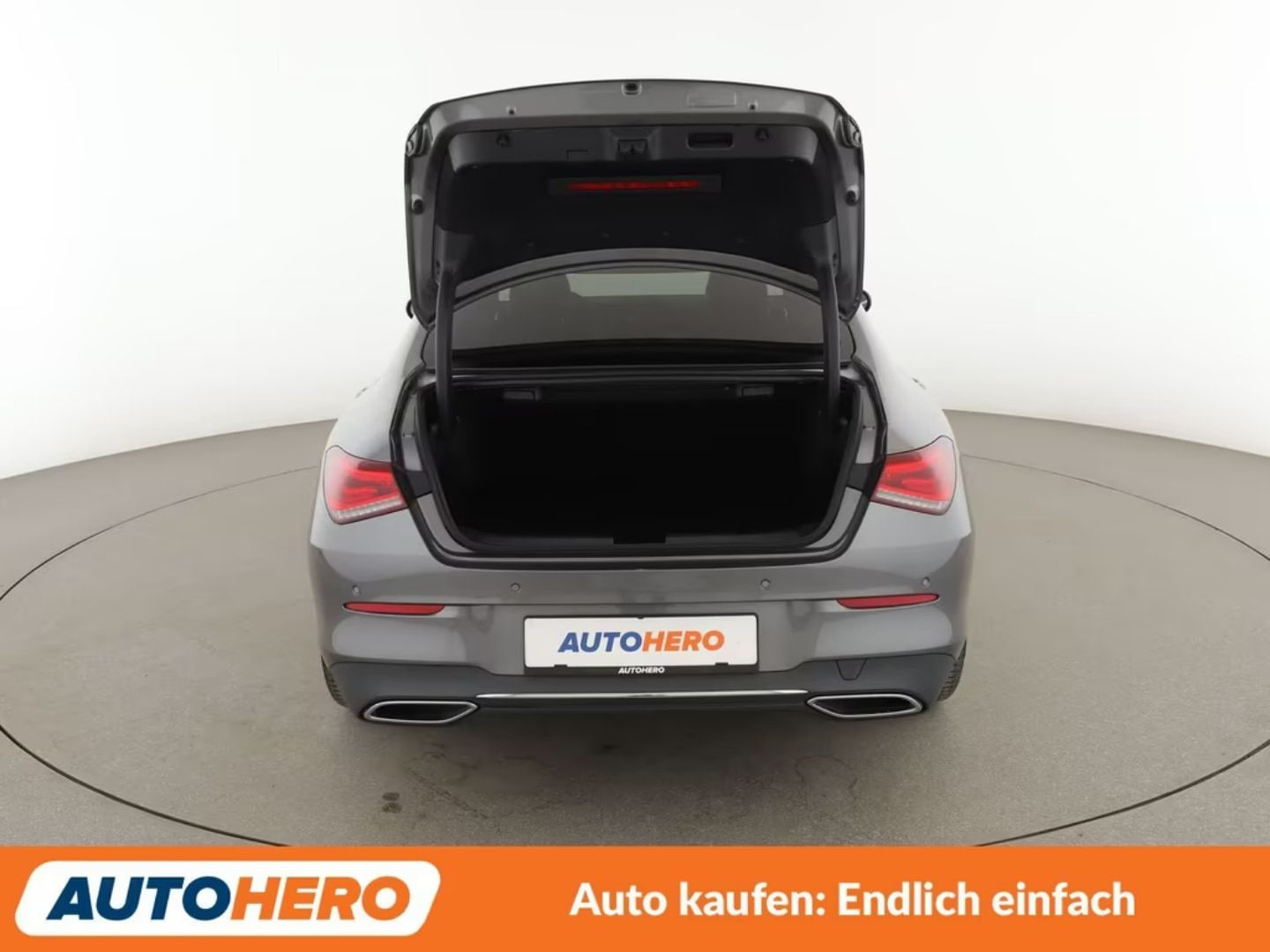 Mercedes-Benz CLA 200 — фото 15