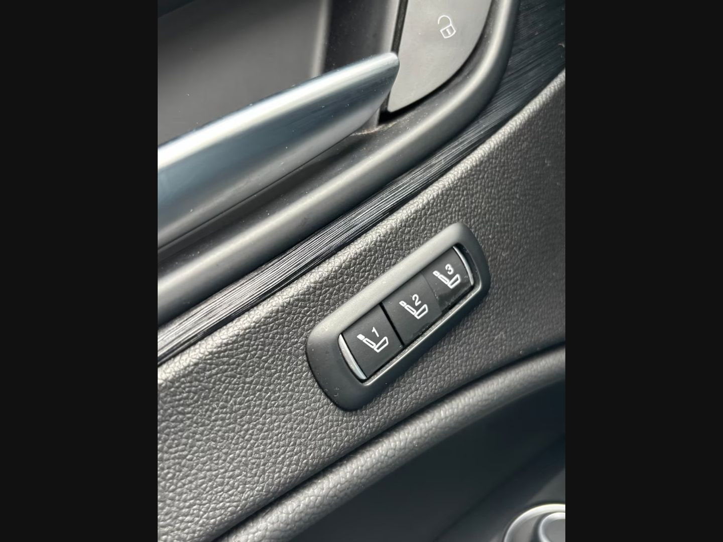 Alfa Romeo Stelvio — фото 12