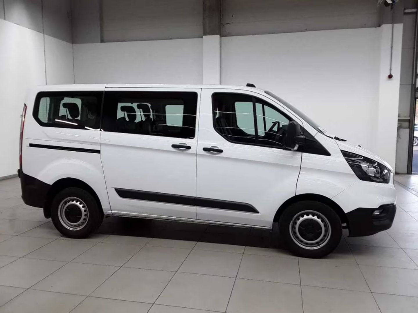 Ford Transit Custom — фото 4
