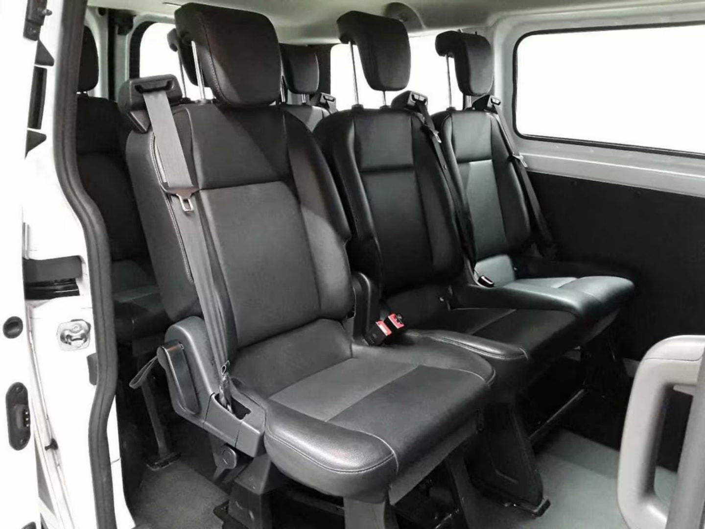 Ford Transit Custom — фото 11