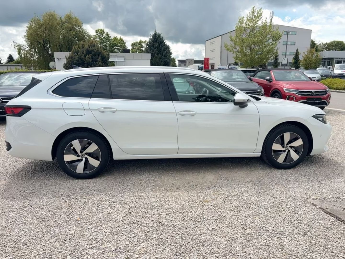 Volkswagen Passat — фото 14