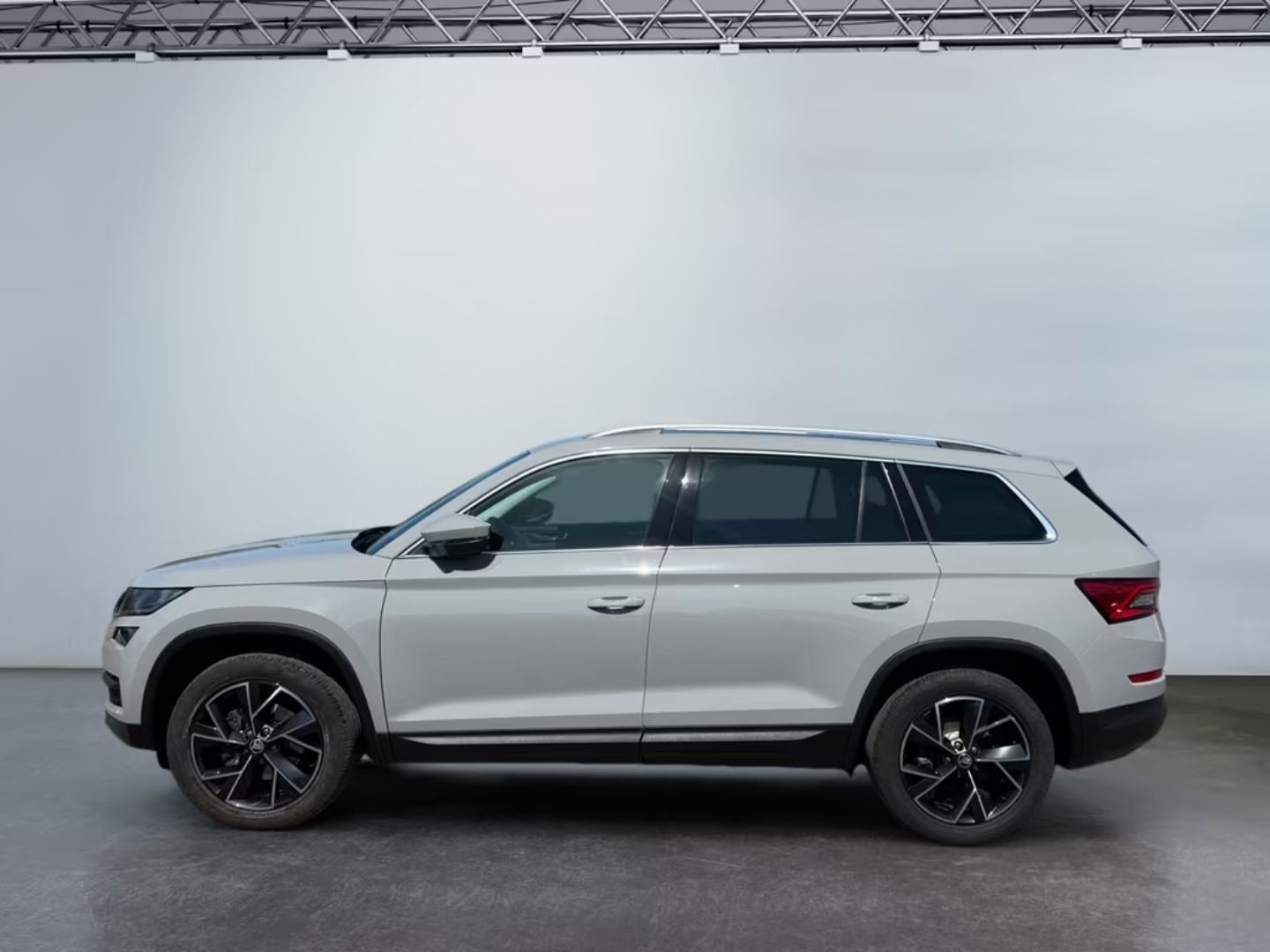 Skoda Kodiaq — фото 6