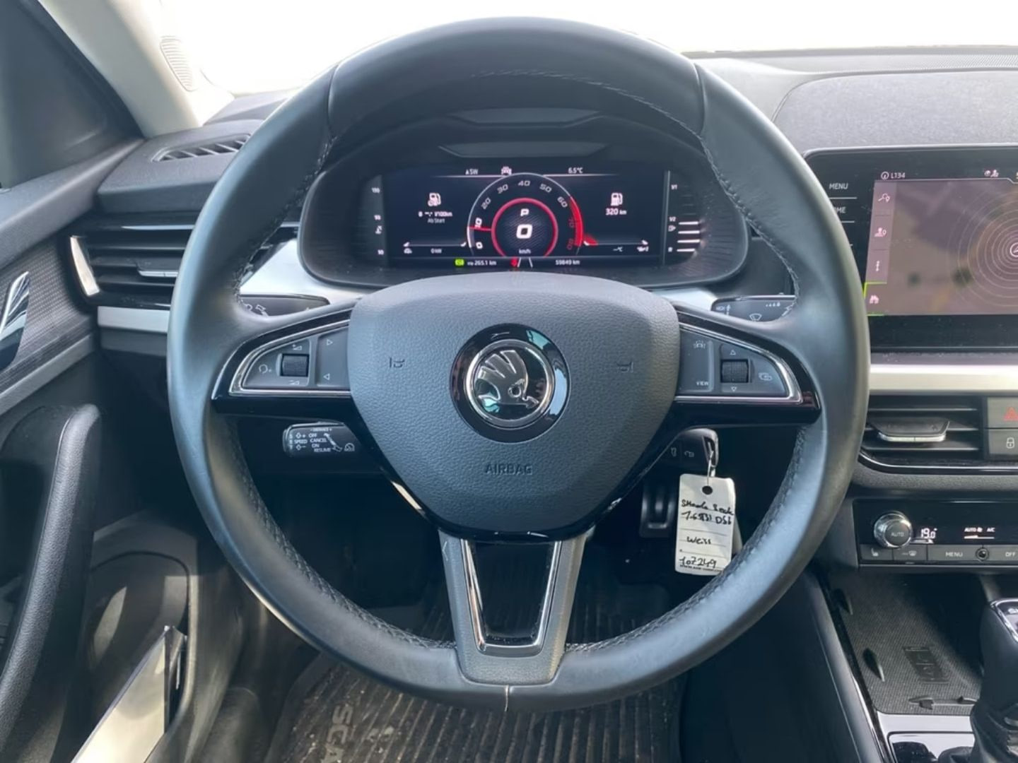 Skoda Scala — фото 11
