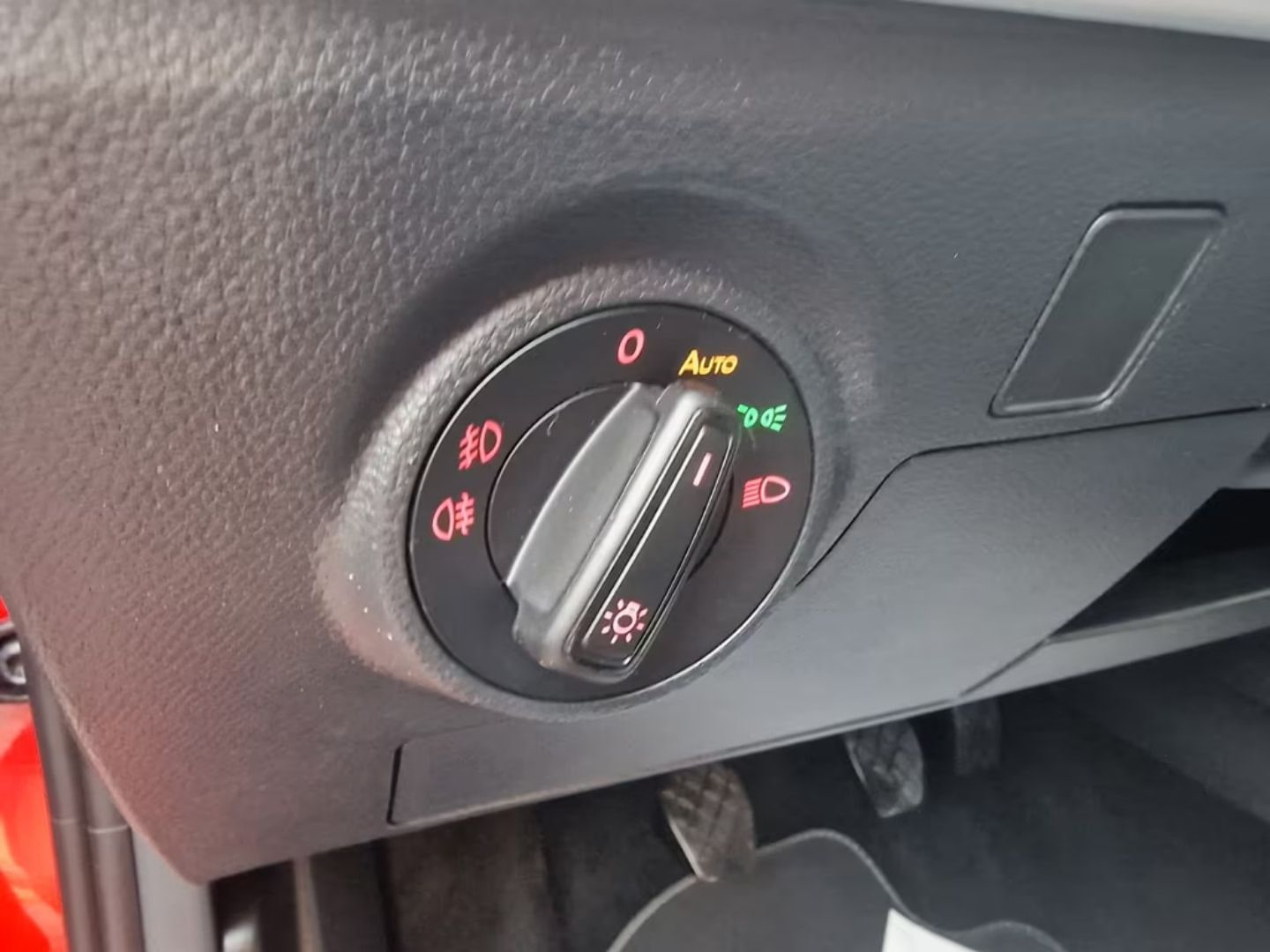 Seat Ibiza — фото 11