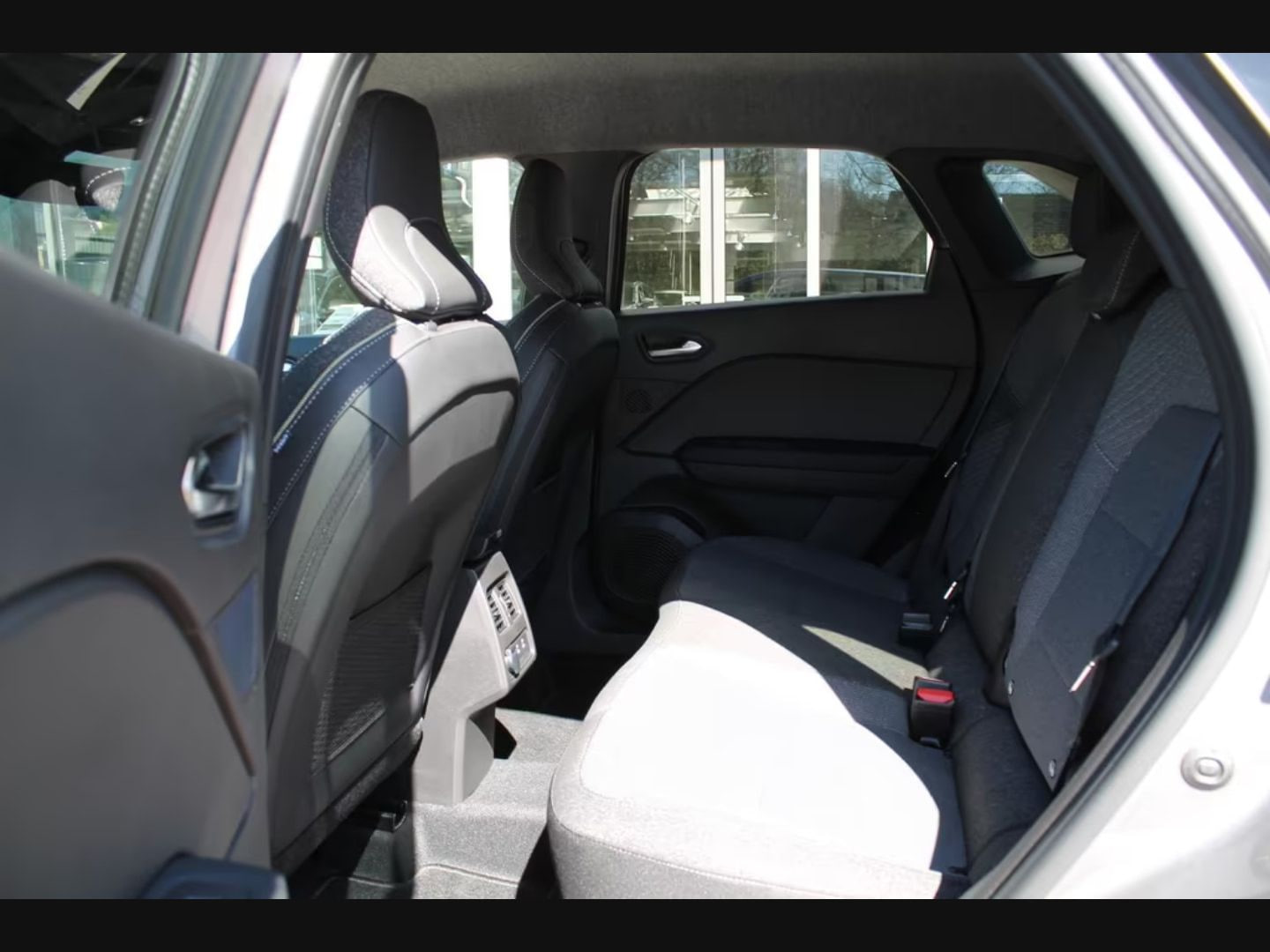 Renault Symbioz — фото 9