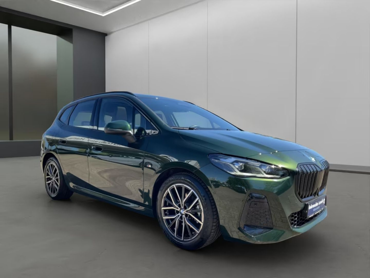 BMW 218 Active Tourer — фото 5