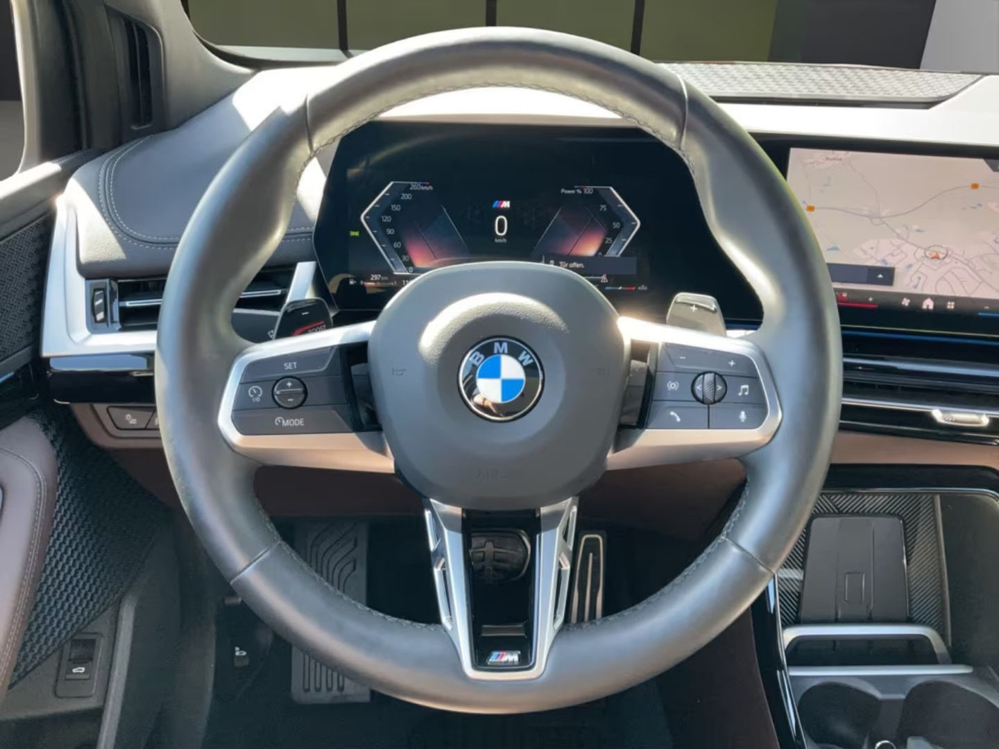 BMW 218 Active Tourer — фото 10