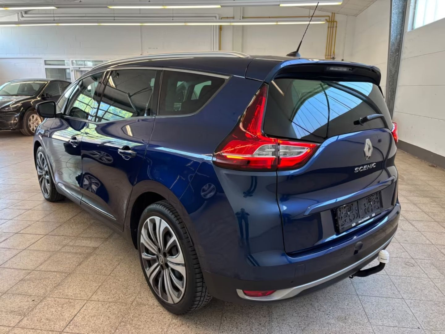 Renault Grand Scenic — фото 2
