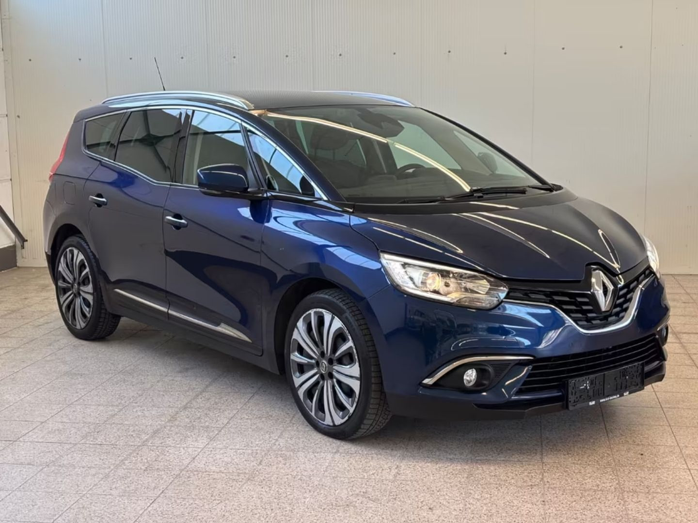 Renault Grand Scenic — фото 3
