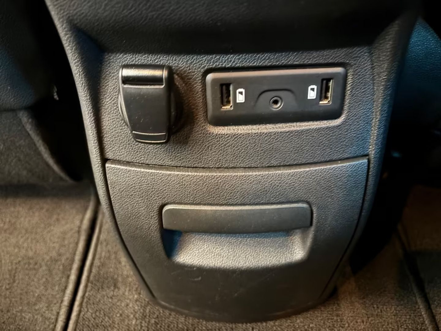 Renault Grand Scenic — фото 11