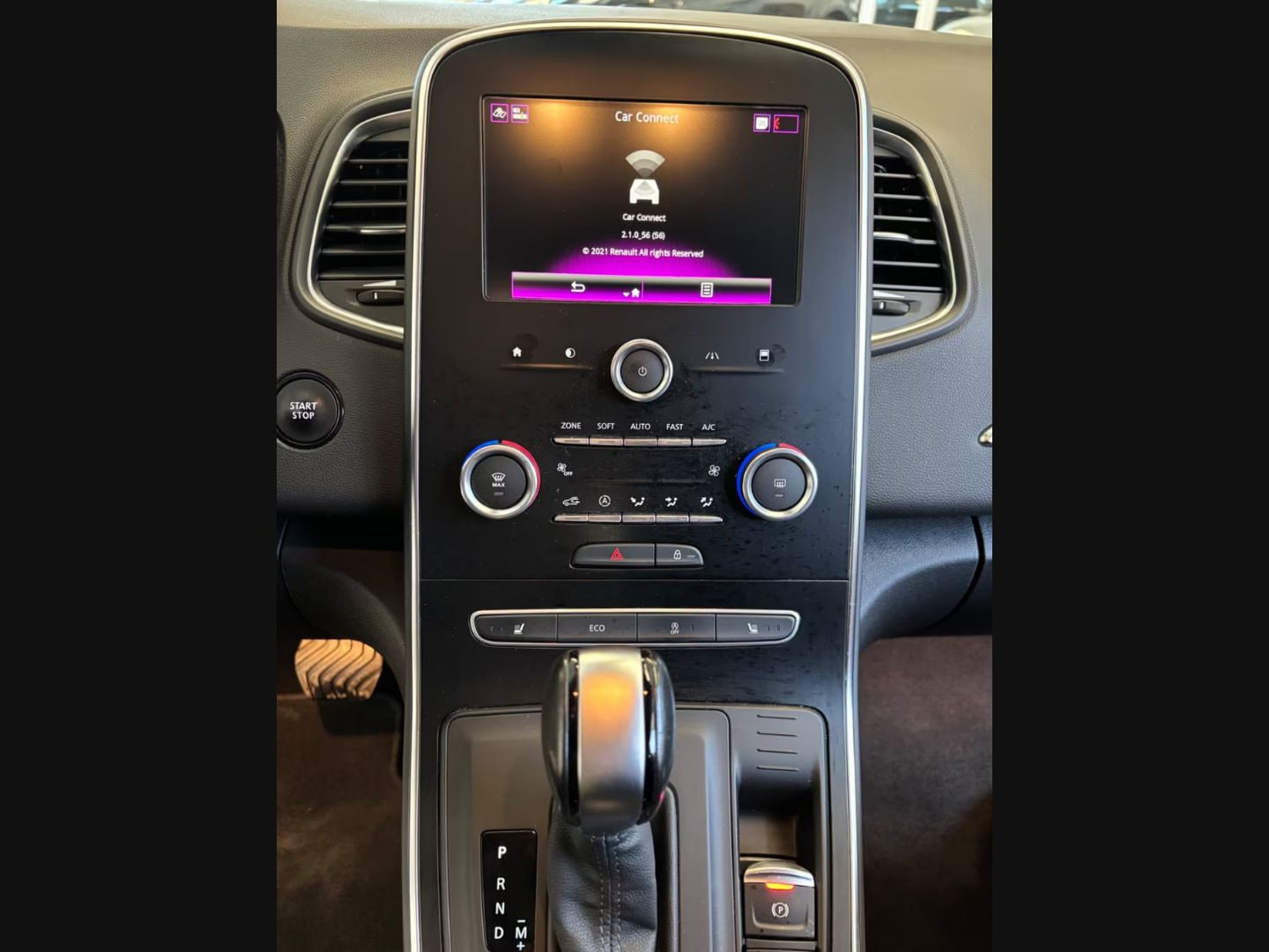 Renault Grand Scenic — фото 14