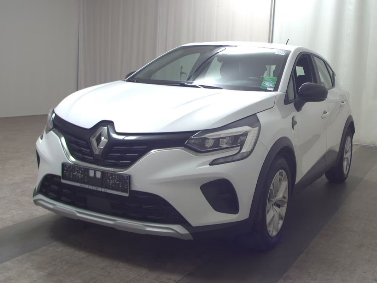 Renault Captur — фото 5