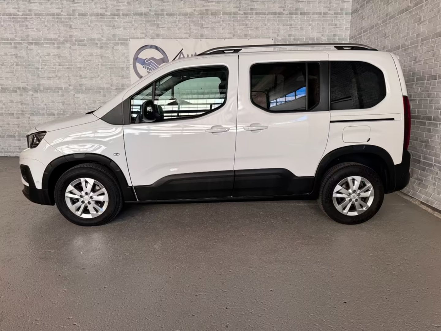 Peugeot Rifter — фото 6