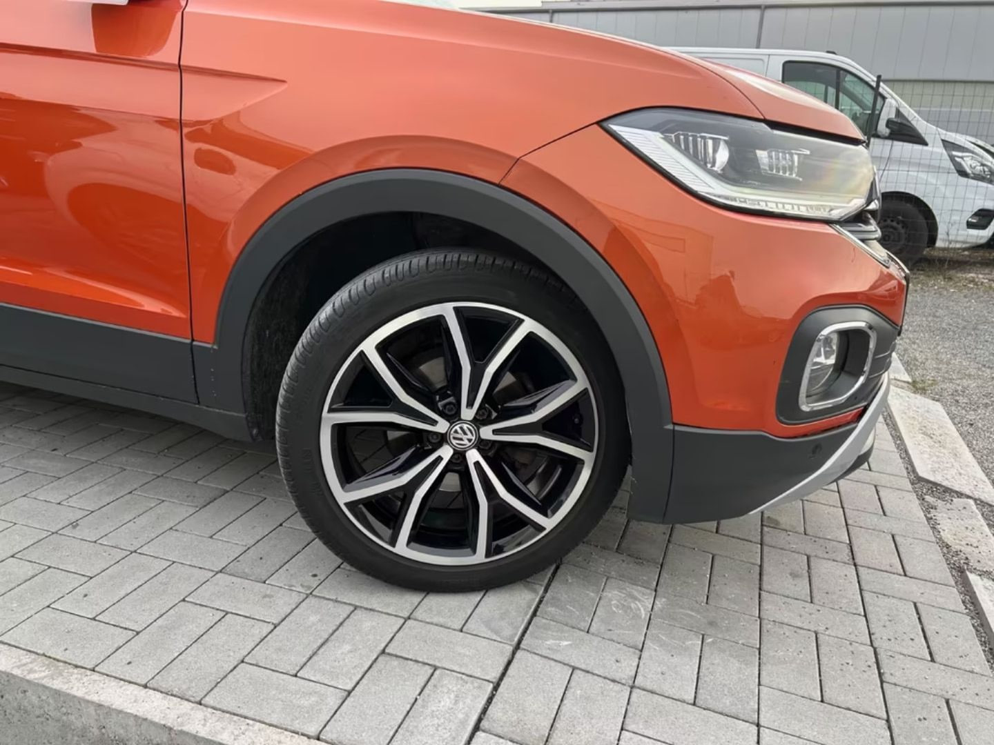 Volkswagen T-Cross — фото 7