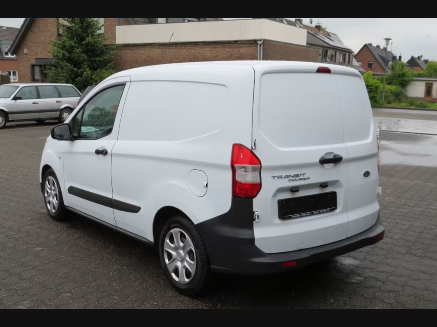 Ford Tourneo Courier — фото 6