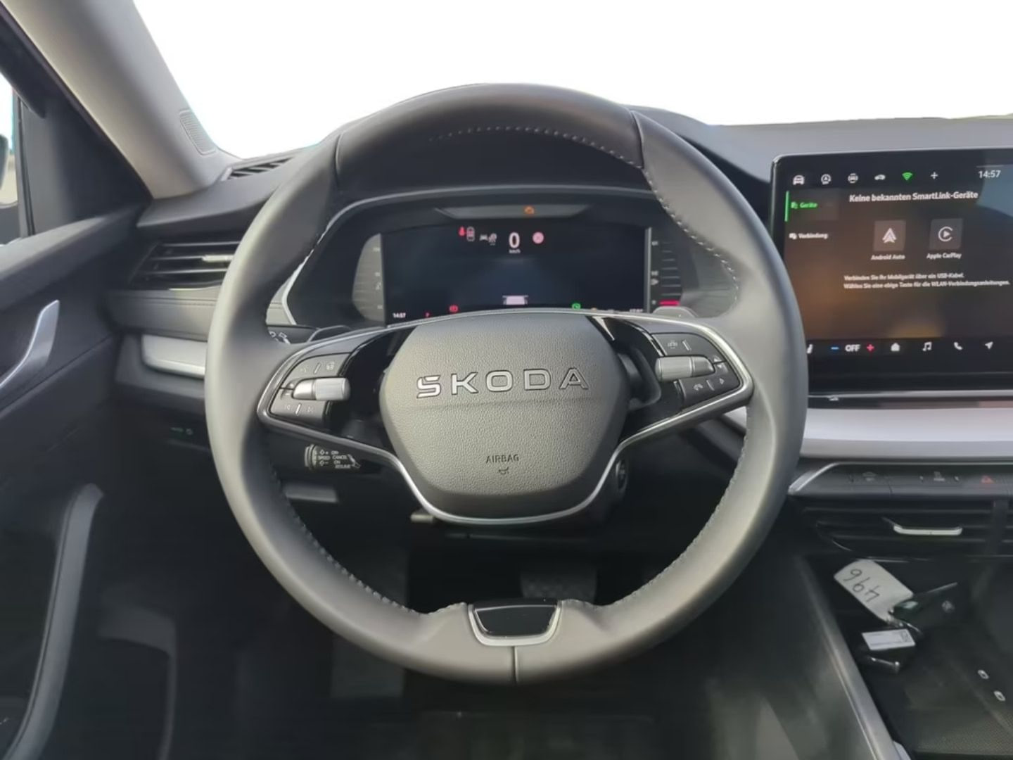 Skoda Octavia — фото 12