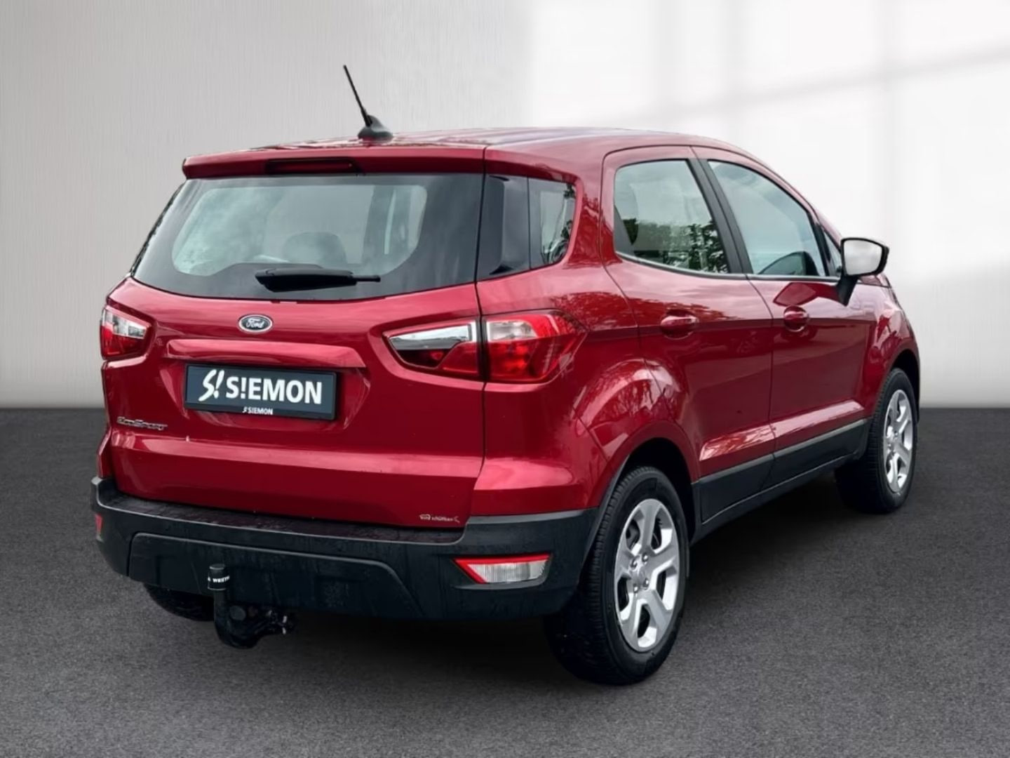 Ford EcoSport — фото 7